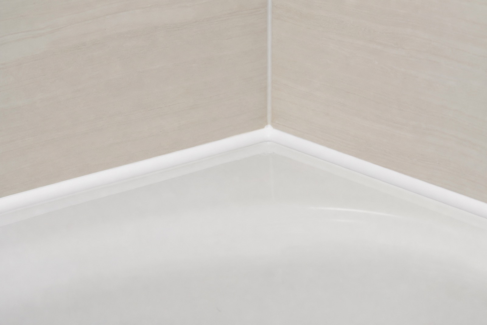 Bathroom Recaulking and Grout Repair in Santa Rosa