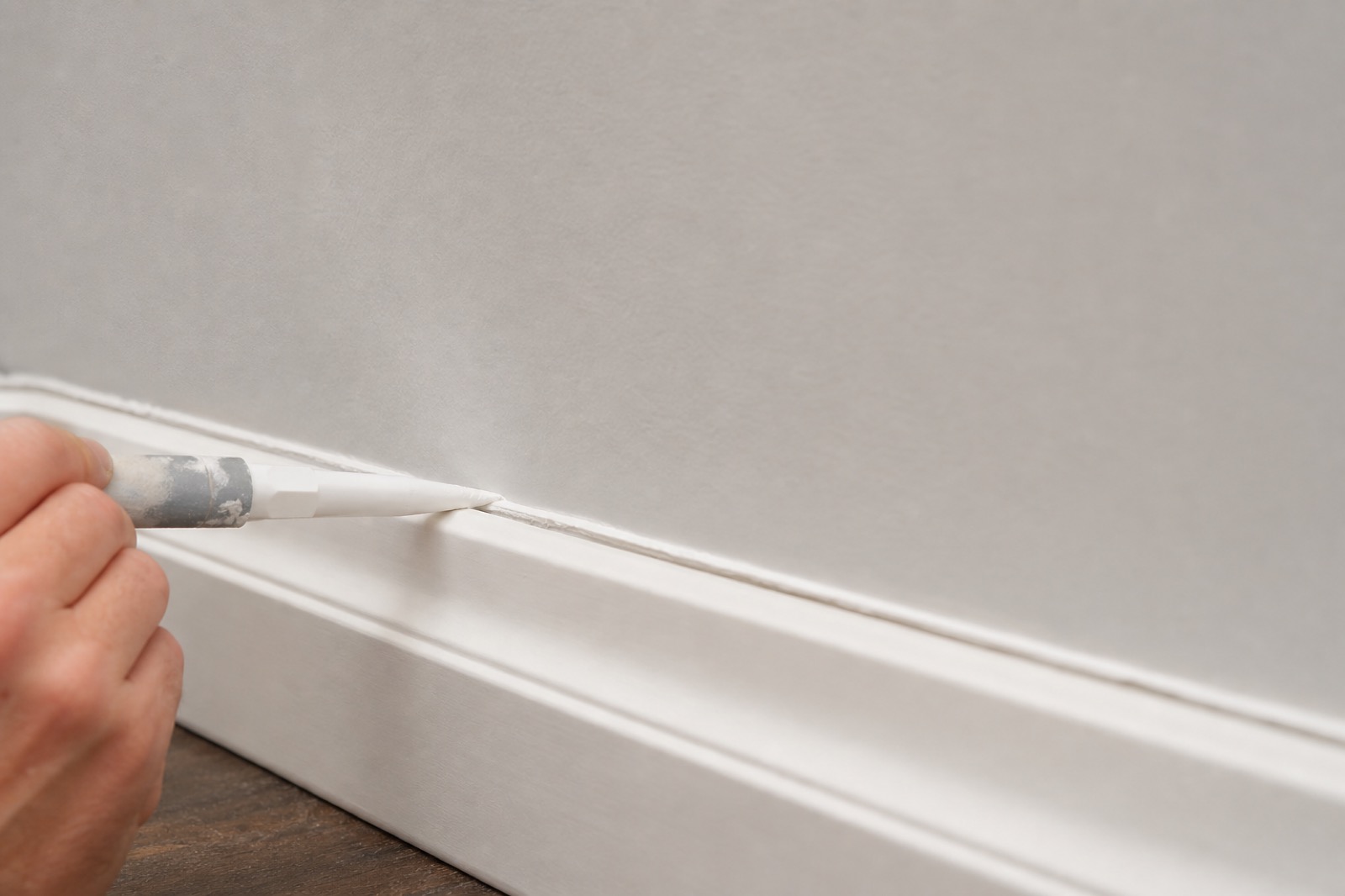 Paint Prep: Cleaning, Sanding, Caulking, Priming in Santa Rosa